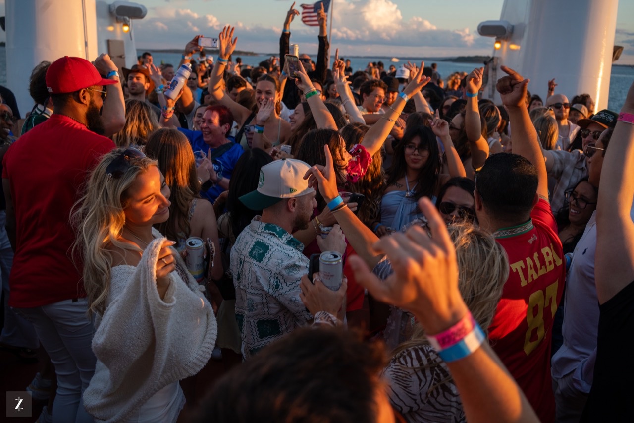 Sunset Boat Cruise in Cape Cod waters